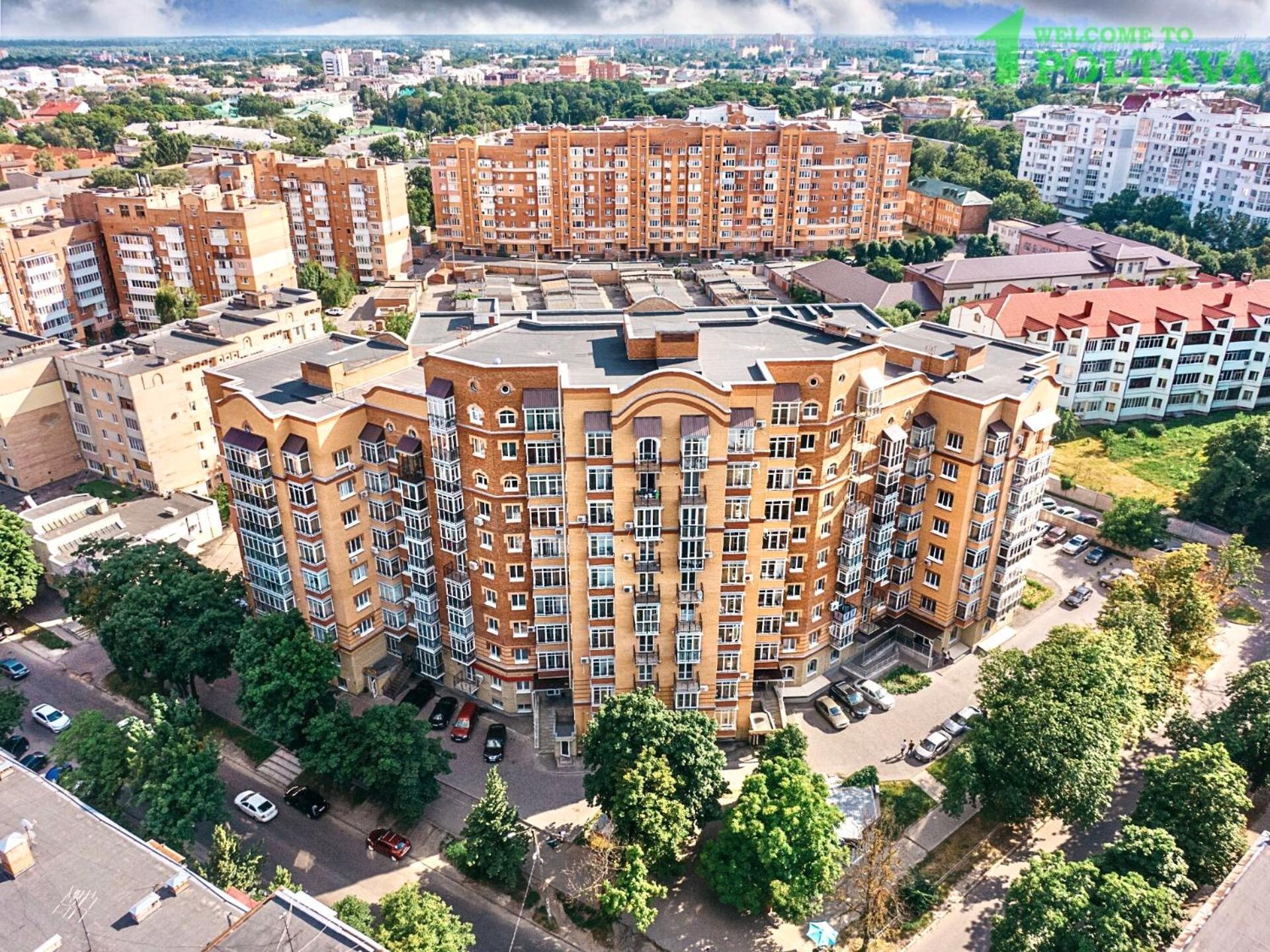 НОВЫЙ дом, в самом ЦЕНТРЕ, свежий ремонт Полтава Экстерьер фото